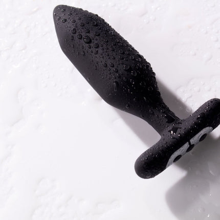 Onyx Vibrating Butt Plug Black